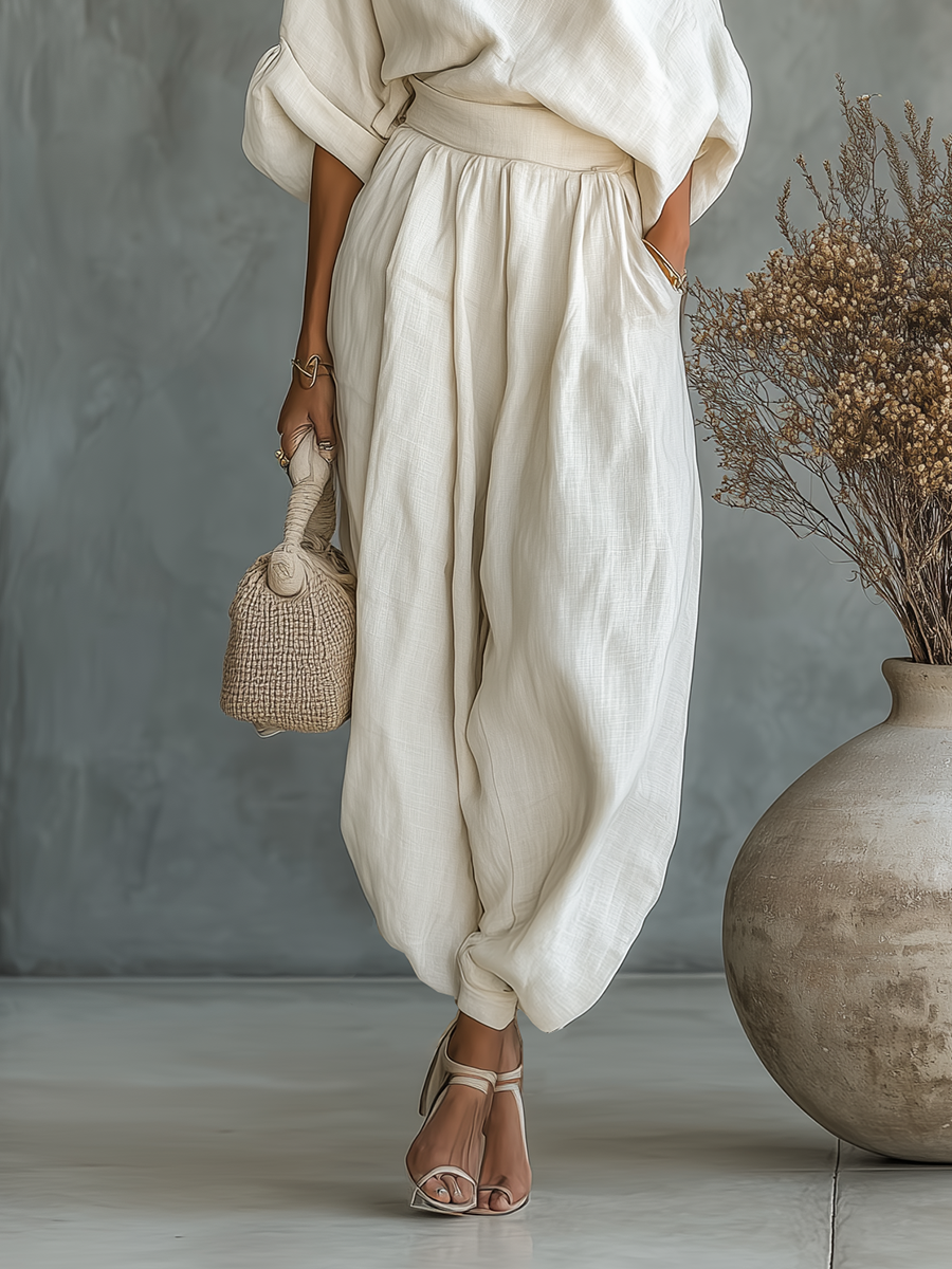 Lilly | Set with Off-Shoulder Top and Tapered Pants