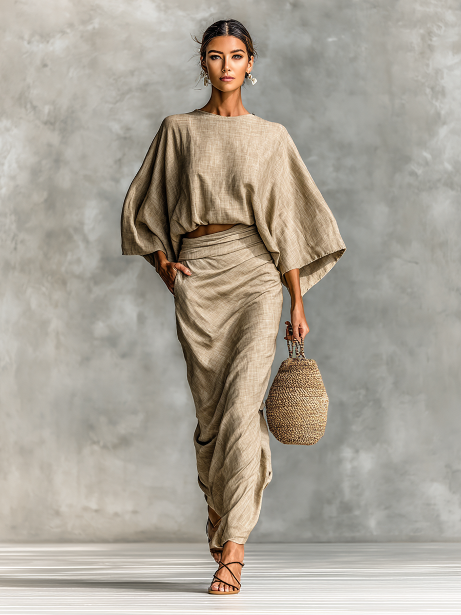 Hailey | Two-piece set with long skirt and batwing sleeves