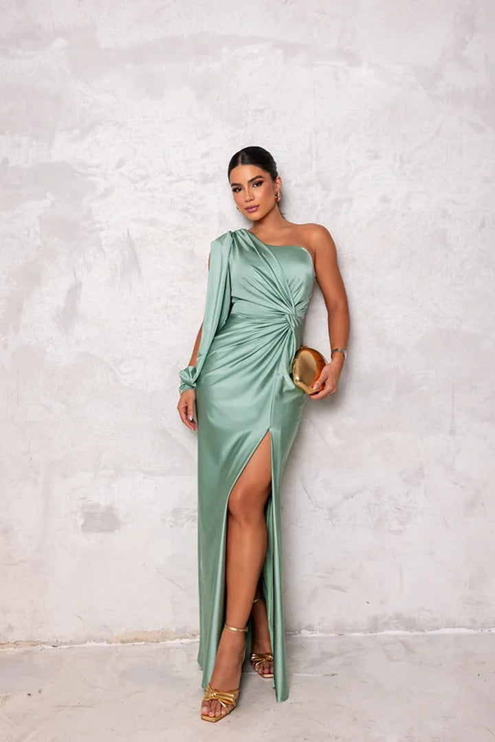 Clarra | Elegant Maxi Dress