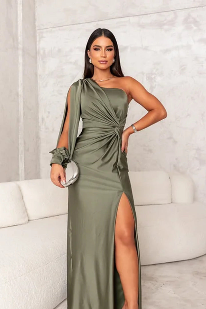 Clarra | Elegant Maxi Dress